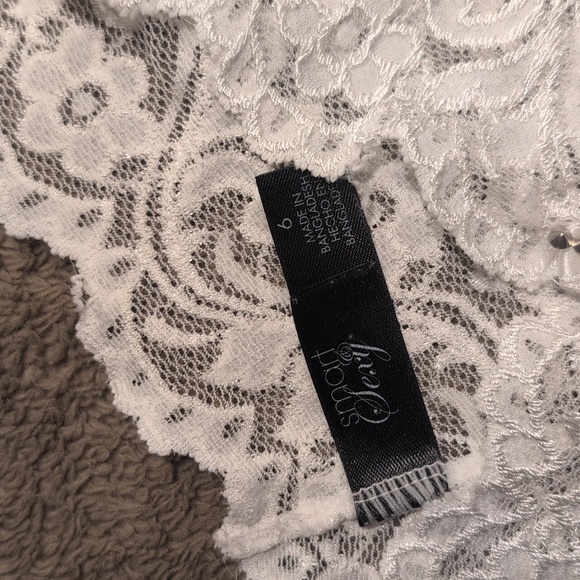 Lace Women's Intimates Pink and White Set - NWOT - Picture 2 of 5